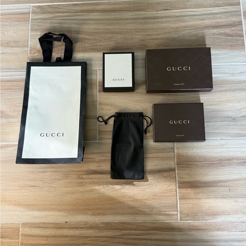 Gucci Black and Brown Gift Box and Bag set of 7. Authentic